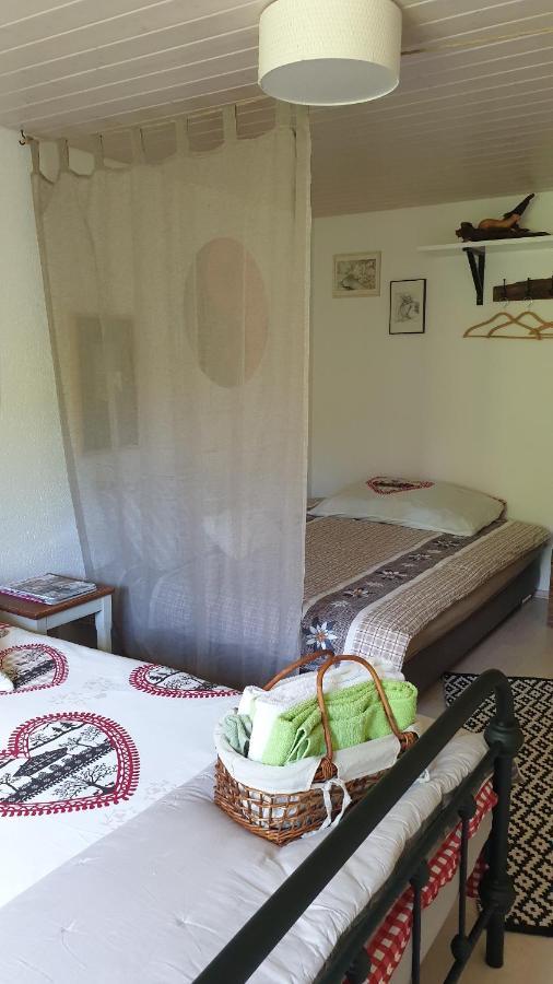 Agreable Chambre D'Hotes, Au Calme, Dans La Nature Roches 외부 사진